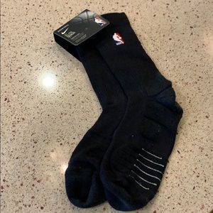 Nike Basketball Socks Men’s 8-12/ Women’s 10-13